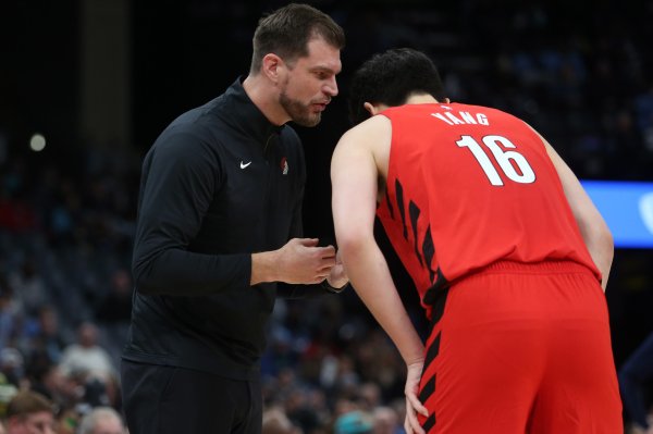 正规手机股票配资论坛 拓媒：斯普利特大概率要走 克罗宁也悬 选来杨瀚森却打不了就不妥